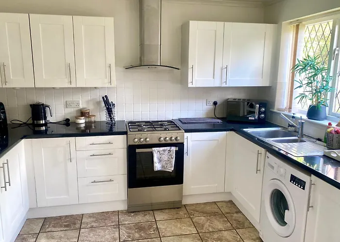 The Chorlton Retreat - Double Bedroom, Free Parking