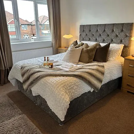 The Chorlton Retreat - Double Bedroom, Free Parking Manchester Exterior photo